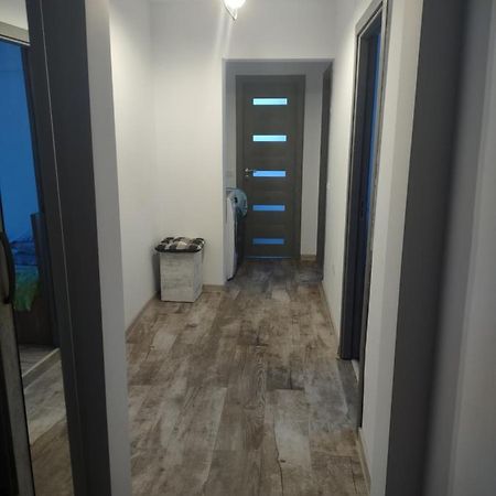 Apartament Piteszti Zewnętrze zdjęcie